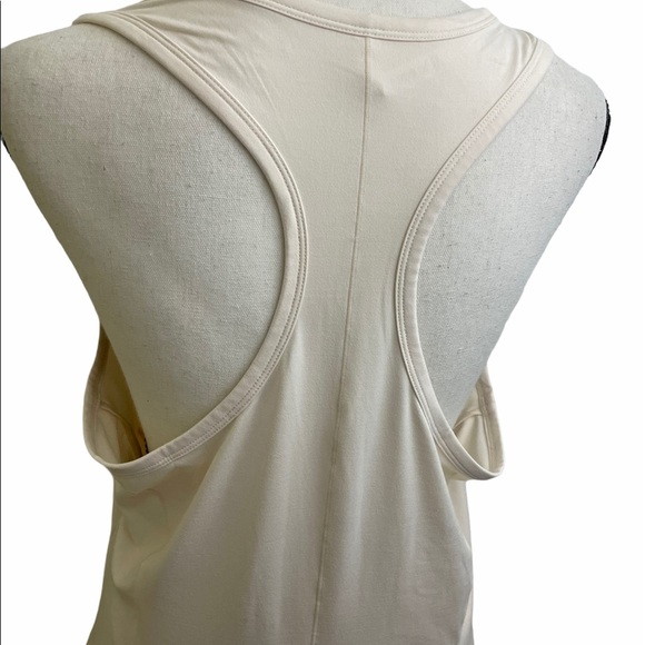 Fabletics racerback top cream X-Large. Exercise top - Picture 7 of 8
